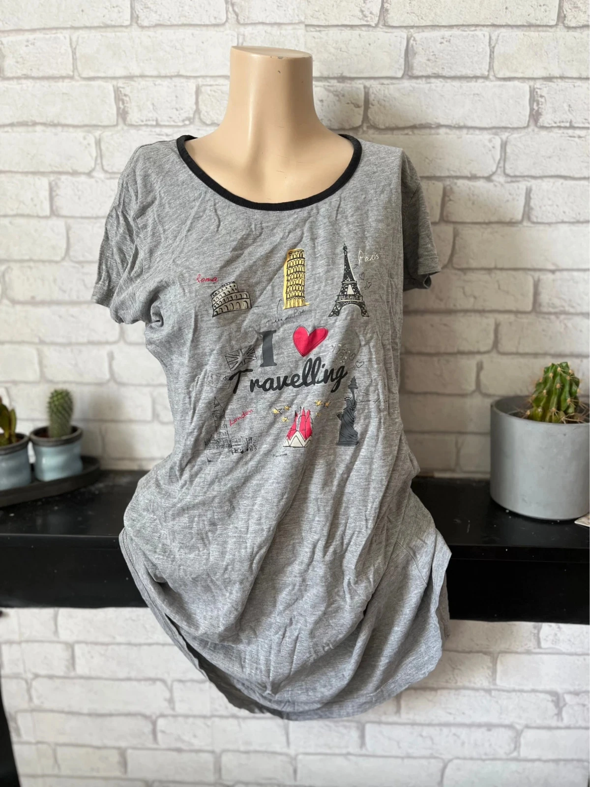 Nuisette – Taille 42/44 – Gris chiné – Bon état